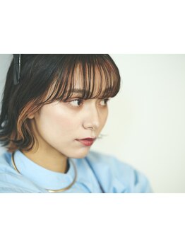 旬なデザイン×あなただけの似合わせカラーで新しい自分を発見♪