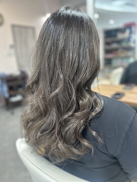 サヴァ(Cava) 透明感ありすぎて向こう側見えませんか