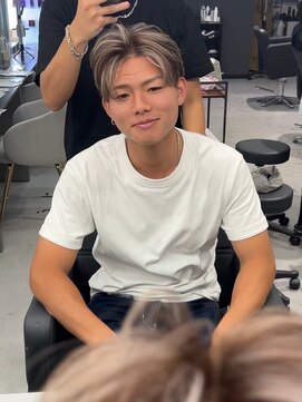 キング 楠葉店(K!ng) 波巻きツイストスパイラルパーマ/フェザーパーマ/眉毛/メンズ