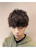チリつかないツイスパ　ブリーチ履歴あり　ショート