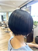 ショートボブ