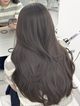 アマトウキョウスマートサロン(AMA TOKYO×Smart Salon) 韓国ヘア　透明感　オリーブベージュ