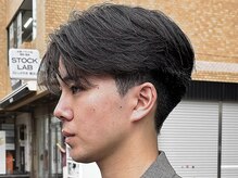 カルム(kalm)の雰囲気(短めのメンズセンターパートでセット時間を短くカッコよく*)