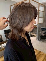 アカラ(acala) レイヤーボブ【20代/30代/イルミナカラー/縮毛矯正】