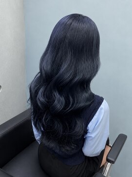 グラッジ 池袋(GLADGE) 透明感ネイビーブルー