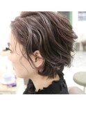 ショートボブ