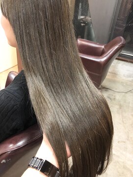 キー(kｅｙ) マットグレージュ