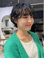 フィルムス 表参道(FILMS)&nbsp;レイヤーカット/ウェットへア/オリーブベージュ/表参道