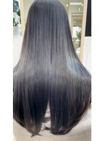 アム 表参道(am)&nbsp;小顔薄めバンググレージュレイヤーロング前髪パーマ黒髪