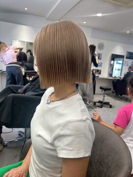 キング 梅田店(K!ng) 縮毛矯正髪質改善レイヤーカットトリートメント心斎橋美容室