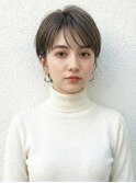 白髪ぼかしで柔らかく映える大人のピクシーカット
