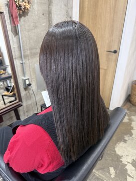 ヴィップルーム(viproom) ツヤ髪スタイルブルージュマッシュウルフイヤリングカラー