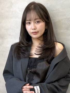 エリンヘア(ELIN hair.) ふわっと動くミディアムレイヤー