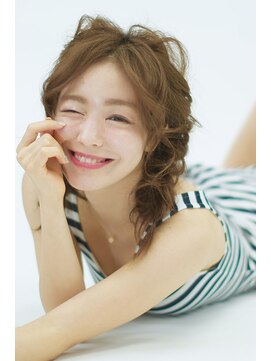 アース コアフュールボーテ 松本庄内店(EARTH coiffure beaute) 無造作フェミニンアレンジ