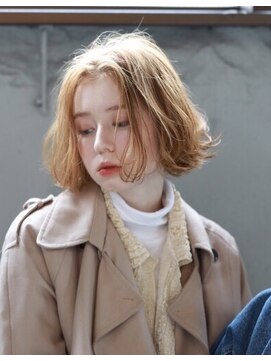 ラべリー 池袋(LOVELEY) グレージュ ひし形シルエット 切りっぱなしボブ エアリー