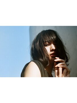 アデ オモテサンドウ(ade omotesando) 黒髪×ボブ×クール