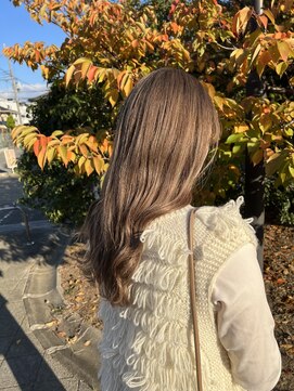 プラスイズム(PLUSISM) ミルクティーベージュ