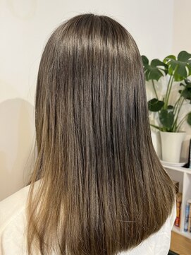 イルミチーノ(il micino) オリーブ+グレージュ