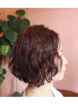 ザジ(ZAZIE) ナチュラルウェーブのゆるふわボブ