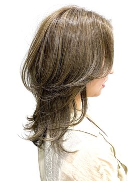 アフロートフクオカ(AFLOAT FUKUOKA) 毛流れが綺麗な大人のレイヤースタイル20代30代40代 前髪なし