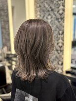 エアー 銀座タワー(AIR) 外ハネ くびれ レイヤースタイル