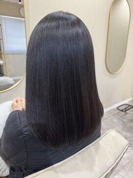 ムー(muu) 艶髪メディアム40代50代ヘッドスパ【髪質改善】