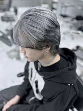 スウィープ 平尾(sweep) シルバー/メンズ/ハイトーン/ブリーチ/福岡/平尾