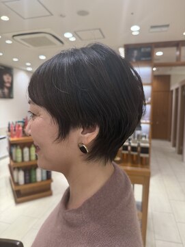 ピークアブー アヴェダ アトレ恵比寿(PEEK-A-BOO AVEDA) ショートボブ/丸みショート/ショートカット