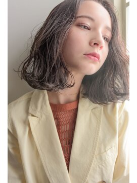 アリー 原宿 表参道(ALLY) [ALLY阿部]人気No1 グレージュ×切りっぱなしボブ　２