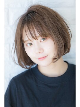 ウォークヘアーリリィ(Walk hair lily) 大人かわいいエアリーボブ
