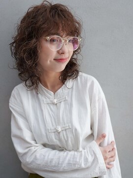 カンナ(Canna) エアリーミディ/ショートパーマ/黒髪/ホワイトアッシュ/TOKIO