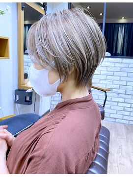 バンプ ギンザ(BUMP GINZA) 30代/40代/50代・絶壁解消・小顔前下がりショートボブ【中村】