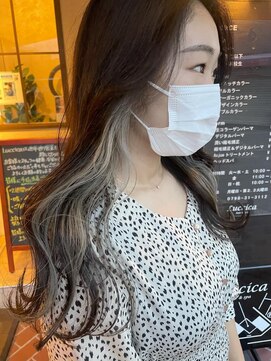 ルチカ(Luccica) 【Luccica】イヤリングカラー × ペールホワイト