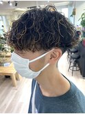 ツイストスパイラルパーマ波巻きスパイラル刈り上げマッシュ