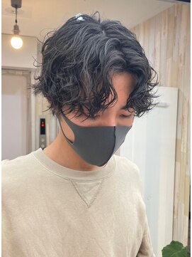 ナンバー アンフィール 渋谷(N° anfeel) 【HIKARU】＠hikaru_cut 爽やかセンターパートウェーブパーマ