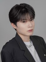 オーシャントーキョーオーバー 渋谷(OCEAN TOKYO OVER)&nbsp;韓国マッシュニュアンスパーマツーブロックセンターパート韓流