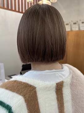 ニール 名古屋 伏見 丸の内(NEELU) 【Neelu__rie】1ブリーチでできるまろやかベージュ