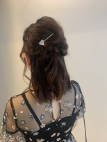 柔らかハーフアップスタイル