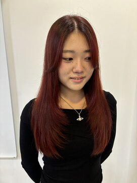 ルイ(ROUIS produced by LUCK 津田沼) ROUIS 津田沼 レイヤーと秋冬ワインレッド