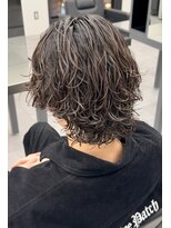 ノイセル 心斎橋(Noisyle)&nbsp;サーフカール×センターパート×海外ヘア×黒髪