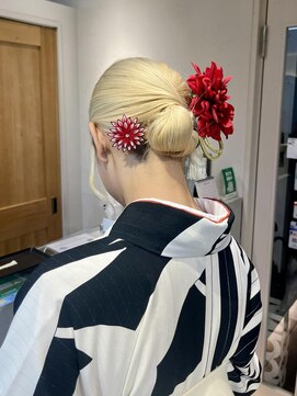 テトラ バイ ネオリーブ 横浜西口店(tetra by neolive) 卒業式　ヘアセット　着付け　シニヨン　横浜