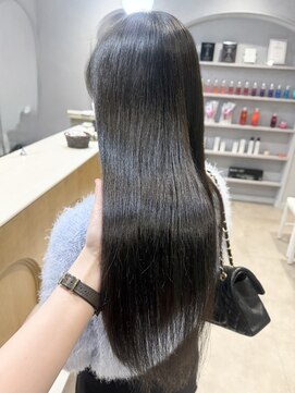 ティエラ 原宿 表参道(Tierra) 【関日葉里】透け感オリーブグレージュ