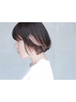 うねりを抑えるだけでなく、活かす提案も得意なサロン。