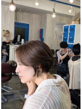ヘアリゾートエーアイ 浅草店(hair resort Ai) 奥行きショート、グレージュアディクシーカラー白髪ぼかし