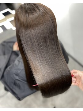 イリス 高槻店 【最上級】プレミアム髪質改善ヘアエステ【高槻 縮毛矯正】
