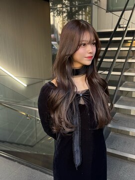 アマテラスゼロ 新宿(AMATELAS zero) ロングレイヤー/グレージュ/透明感カラー/顔まわりレイヤー