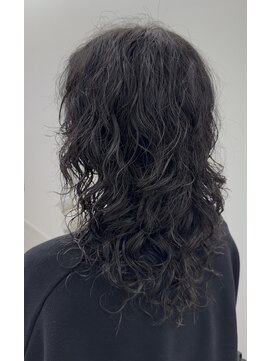 アニー 松戸(ANNI) ミディアムヘア/スパイラルパーマ/レイヤーカット/松戸駅