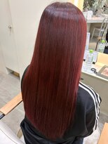 ユニバイリサ 天神大名店(uni by risa)&nbsp;チェリーレッド ダブルカラー ロングヘア 髪質改善 艶髪