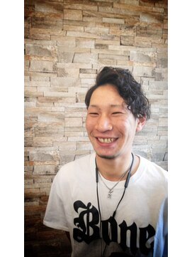 ココニベンテ(552vente) サイドパートパーマ×ツーブロック