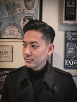 グルーマーズトウキョウ(GROOMER/S TOKYO)&nbsp;ビジネスマンバーバー  【 七三分け 刈り上げ ショート 】